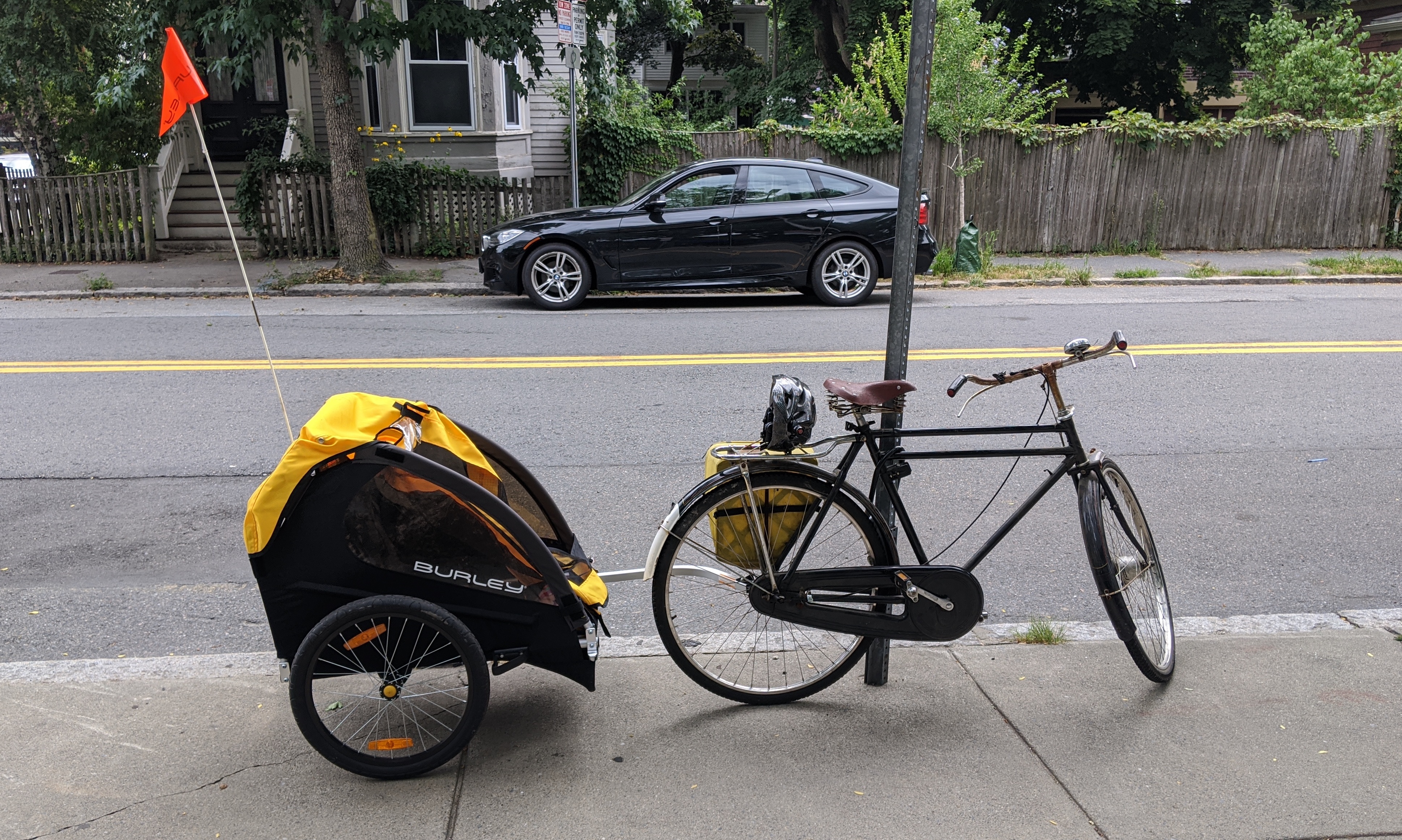 burley bee bike trailer weight limit