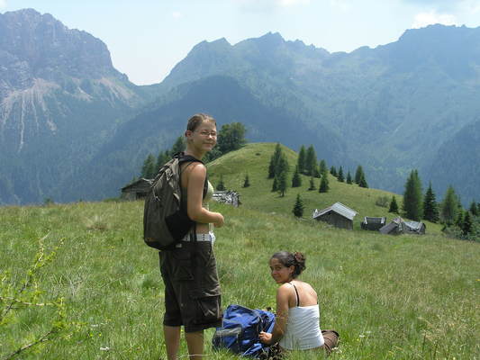 Hiking; Claire, Alice