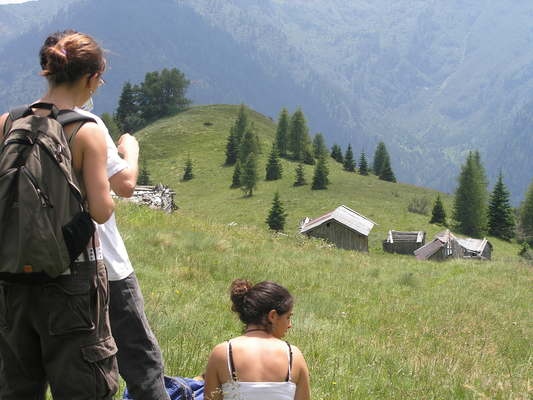 Hiking; Claire, Alice