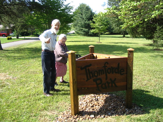 Pleasant Hill, Thomforde Park: Winnie, Phil